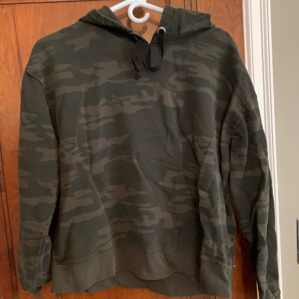 Sanctuary camo sweatshirt
